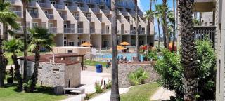 Renovated Beachfront Condo with 2 Pools, Tons of Beds Bahia Mar #426 - South Padre Island - 7