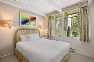 Glen Eagle Drive Home - 2