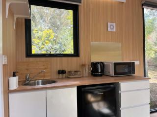 Castlemaine Hideout by Tiny Away - 6