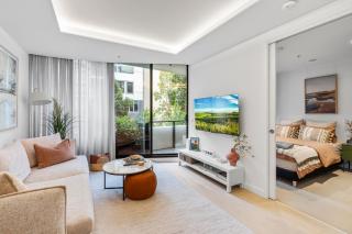 Apartment in South Melbourne - 9