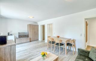 Beautiful Apartment In Altenkirchen With Wifi - 7