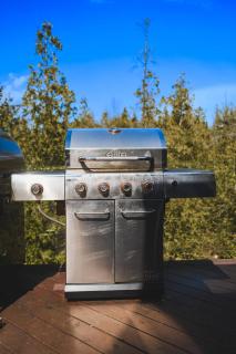 Whiskey Harbour Lakehouse - Lake Huron Getaway - 5