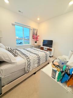 Cozy Private Room, Room 1, Near Seattle and Mt Rainier, Quiet and Comfy Stay - 7