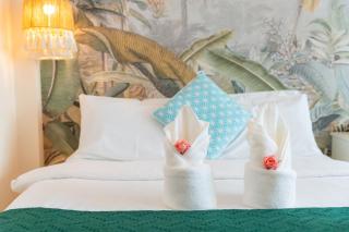 Patong Beach Side Hotel - 1