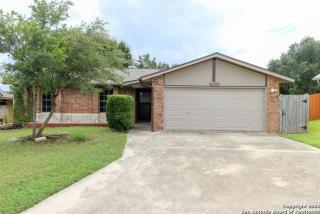 Great location 8 miles to Lackland AFB & SeaWorld - 9