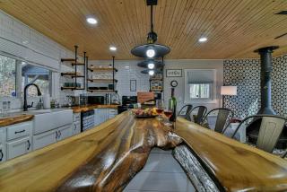 Tranquil Mountain Retreat With Hot Tub Pet Friendly - 9