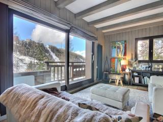 Chalet spacieux avec terrasse et jacuzzi, proche des pistes pour 14 personnes - FR-1-455-268 - 3