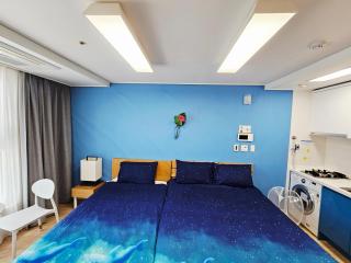 2 minutes run to the sea only 152m, special benefit of Spa Waterpark 195m away - 3