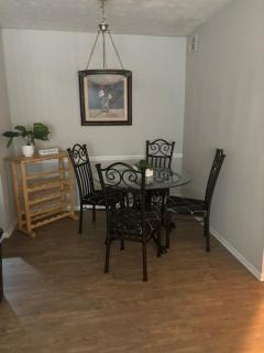 Quaint one bedroom flat - 7