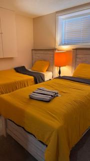 Calgary Super Cozy Guest Rooms Near Banff - 8