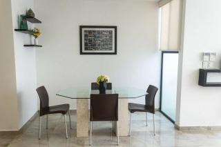 Espacioso y acogedor departamento con jardín - 5