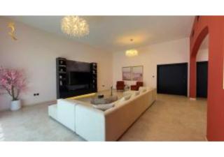 Al Danah Grande 5BR - Spacious Family Retreat Near Abu Dhabi Corniche & Parks - 3