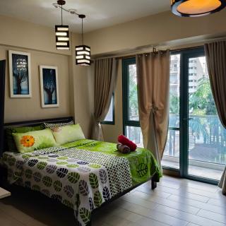 LDN Secret Crib P - Two Palm Tree Newport City - 0