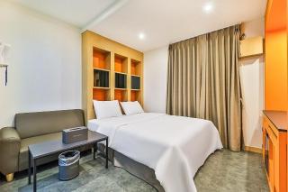 Suwon Hotel Avenue - 9