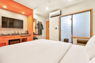 Suwon Hotel Avenue - 6