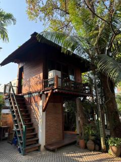Serene teak Boutique - 6