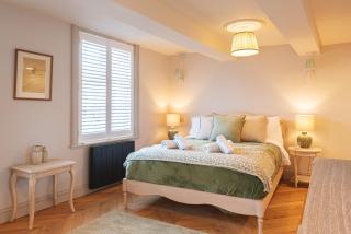 Central Whitchurch - Lowcross House Guest Bedroom 3 - 9