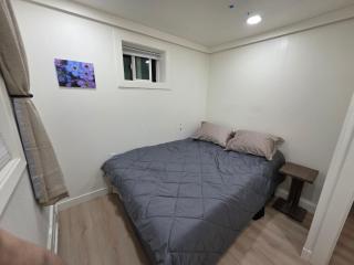 2bdrm Fairbanks Apt Great Location - 6