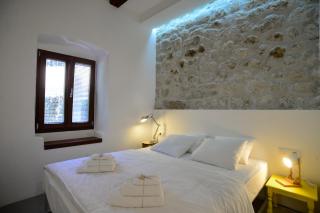House 561 - Kotor - 9