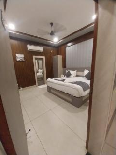 Hotel Rohan Palace - 1