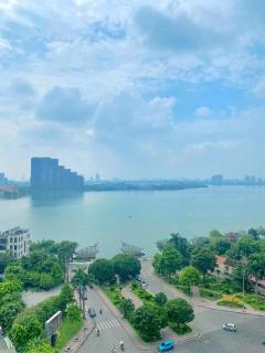 Smile Home - D' El Dorado Lake View Luxury Apartment - 3