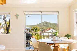 Bay Getaway, 1, 65 Ronald Ave - recently renovated unit water views - 8