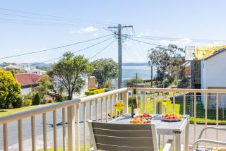 Bay Getaway, 1, 65 Ronald Ave - recently renovated unit water views - 0