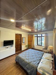 BelleVue Home Stay - 8