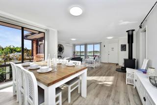 On The Lake at Fishing Point - 3