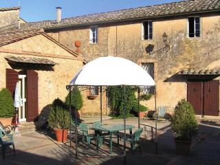 Charming House in Tuscany with Pool & Views - 5