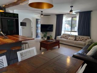 Dream Pool - Rainbow Beach - 5