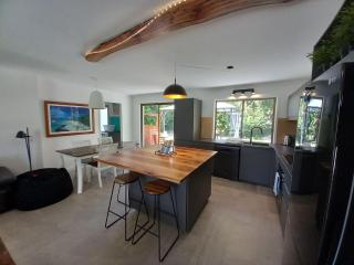 Dream Pool - Rainbow Beach - 3