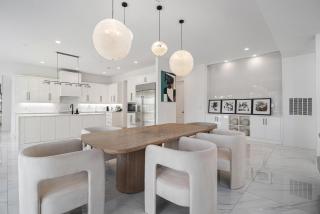 The Luxe Waterside Retreat - 3