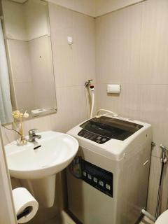 Classy and Cozy Staycation near MOA - 3