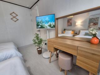 Jamsil Gangnam Seongsu Konuk University Ttukseom Han River Park Bonnie House - 5