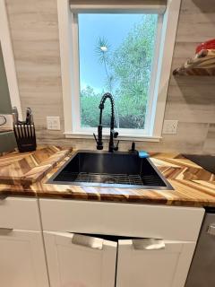 A-Treat-Retreat with AC,Laundry,Patio - 2