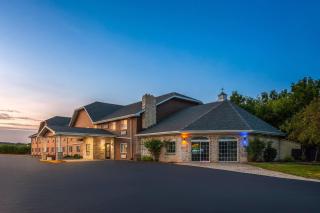 Days Inn & Suites by Wyndham Kaukauna WI - 8