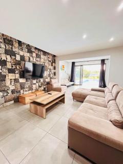 Luxurious 3 Bedroom Villa with Private Pool - NG1 - 8