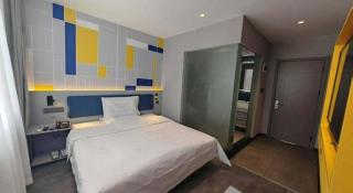 7 Days Inn Hohhot Hailiang Xinhua Square Metro Station - 8