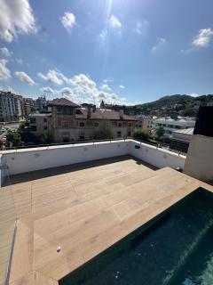 Penthouse with private pool 50m from the beach - 6