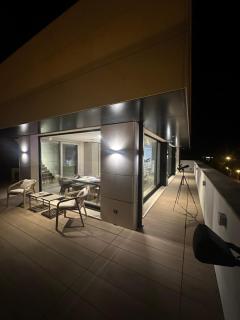 Penthouse with private pool 50m from the beach - 2
