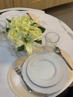 Sunny side Cityscape RM 1716 Shore Residences by Prime Stay MOA - 7
