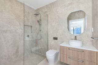 14 Abbott Street - Entire - 2