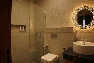 GLENSTAR Hotel - 9