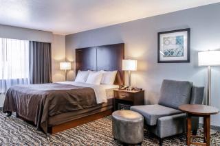 Clarion Hotel By Humboldt Bay - 0