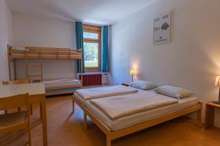 Pontresina Youth Hostel - 4