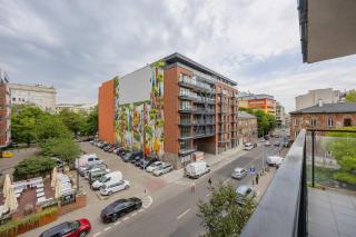 Bright Apartment Okrzei in Warsaw Near PGE by Noclegi Renters - 5