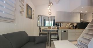 House for 4 with green yard - 7