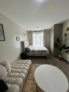 The Luxe 24Studio Apartment - 6