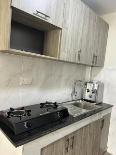 The Luxe 24Studio Apartment - 2